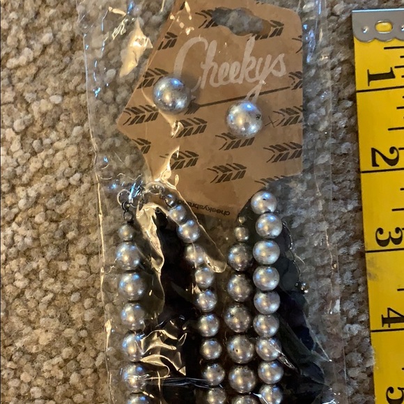 Silver and black 3 strand necklace earring set - Picture 3 of 5